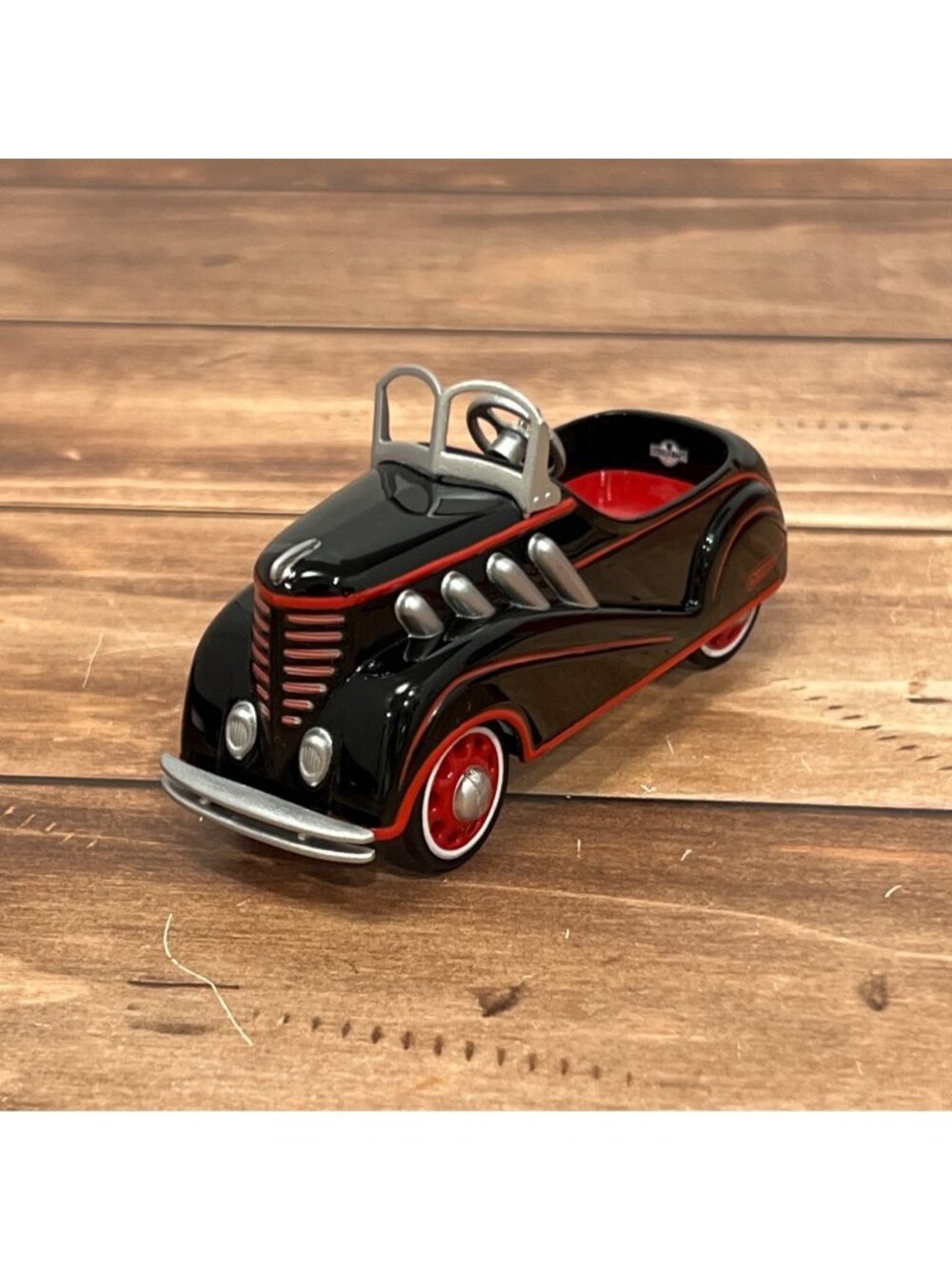 1996 HALLMARK ORNAMENT QXC4174 1937 STEELCRAFT AUBURN BY MURRAY DIE CAST